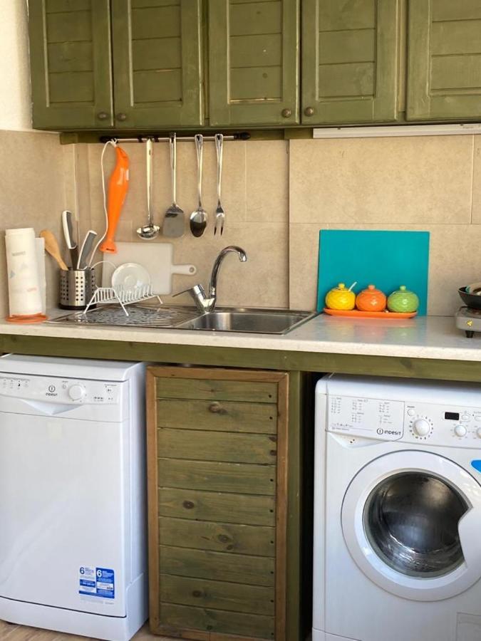 Aldi'S Guest House Вльора Екстер'єр фото