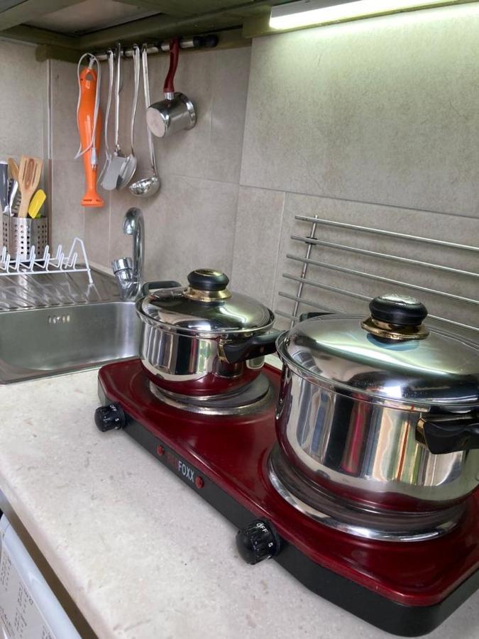 Aldi'S Guest House Вльора Екстер'єр фото