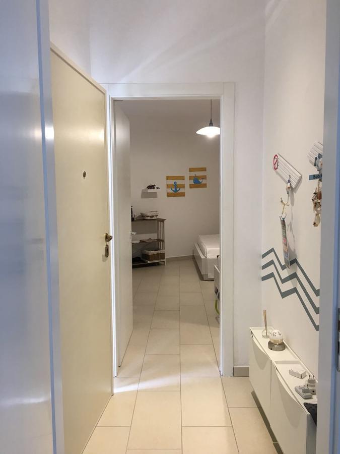 Aldi'S Guest House Вльора Екстер'єр фото