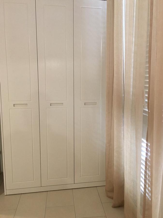 Aldi'S Guest House Вльора Екстер'єр фото